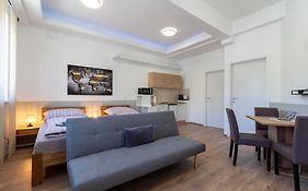Apartment 4You